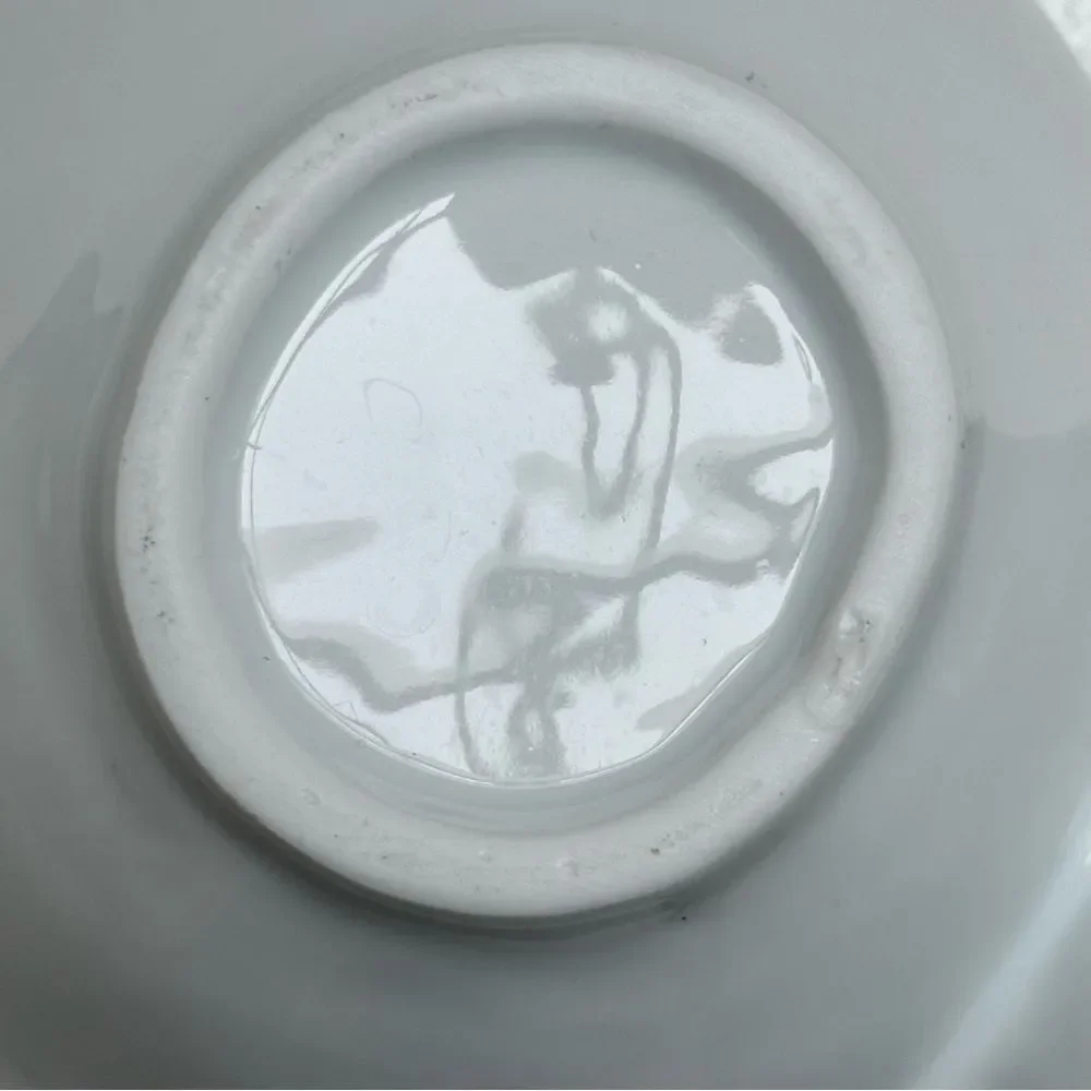 Lilly Pulitzer for Target Porcelain Pineapple Serving Bowl - White with Gold Rim - Picture 11 of 15